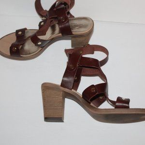 Sophia Milano Women size 9